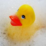 juguetes de baño sin agujero